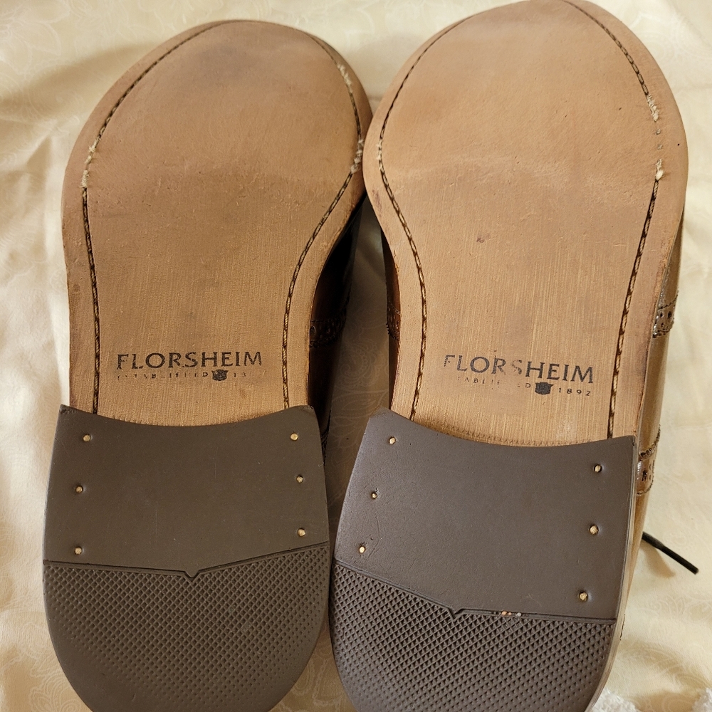 FLORSHEIM WINGTIPS OXFORD SHOE - Picture 8 of 16